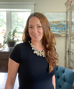 Elaine Kleinschmidt Headshot