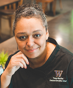 Tracey MacRae Headshot